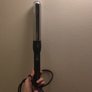 NuMe Magic Curling Wand
